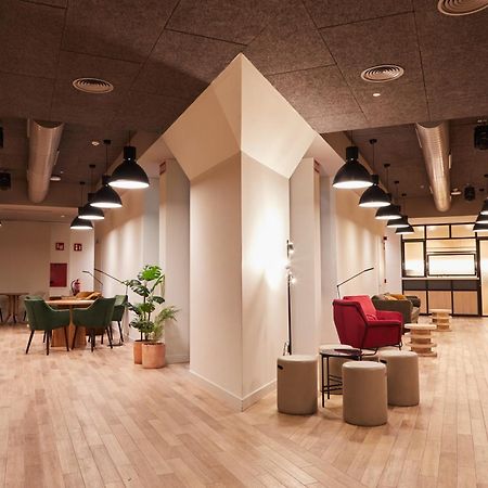 Latroupe Prado Hostel Madrid Kültér fotó