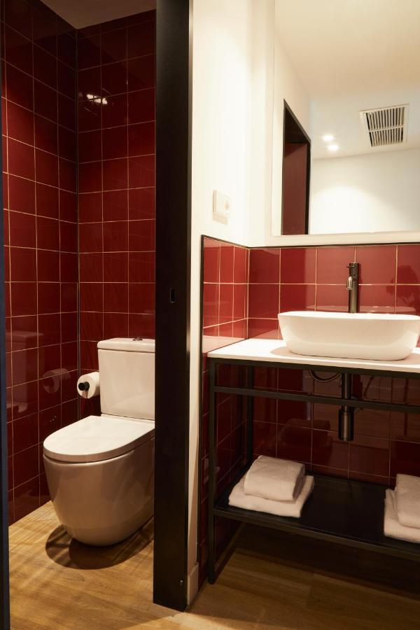 Latroupe Prado Hostel Madrid Kültér fotó