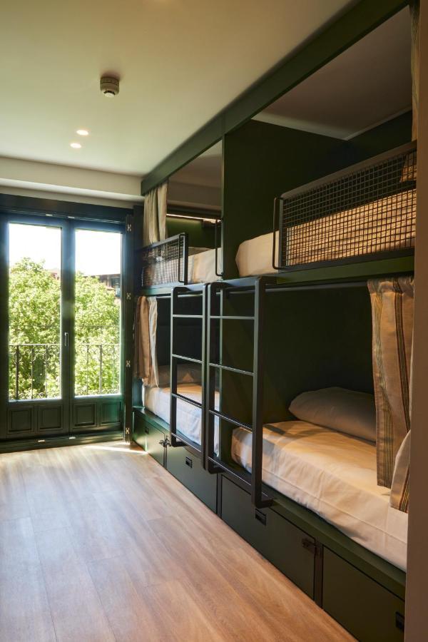 Latroupe Prado Hostel Madrid Kültér fotó