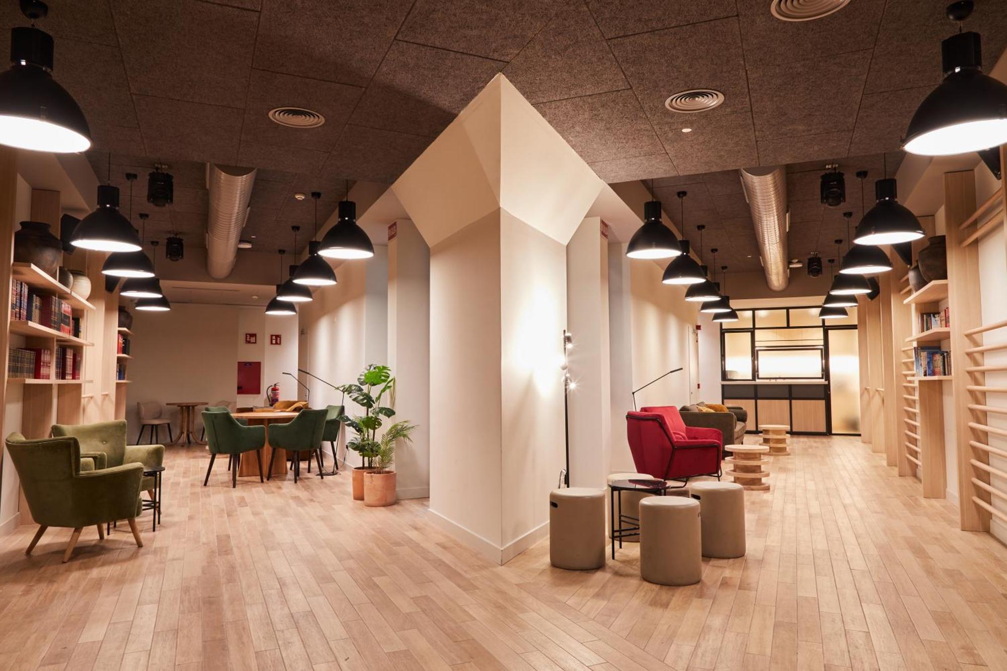 Latroupe Prado Hostel Madrid Kültér fotó