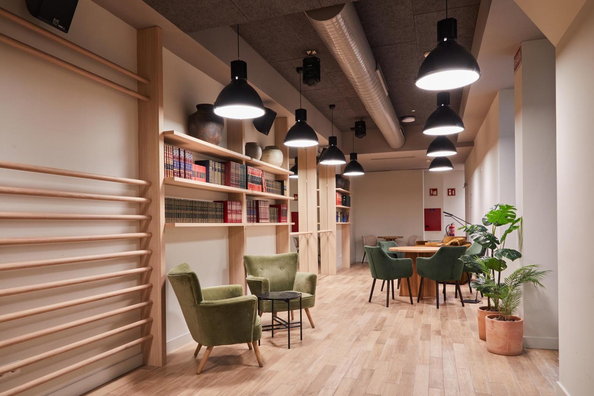 Latroupe Prado Hostel Madrid Kültér fotó