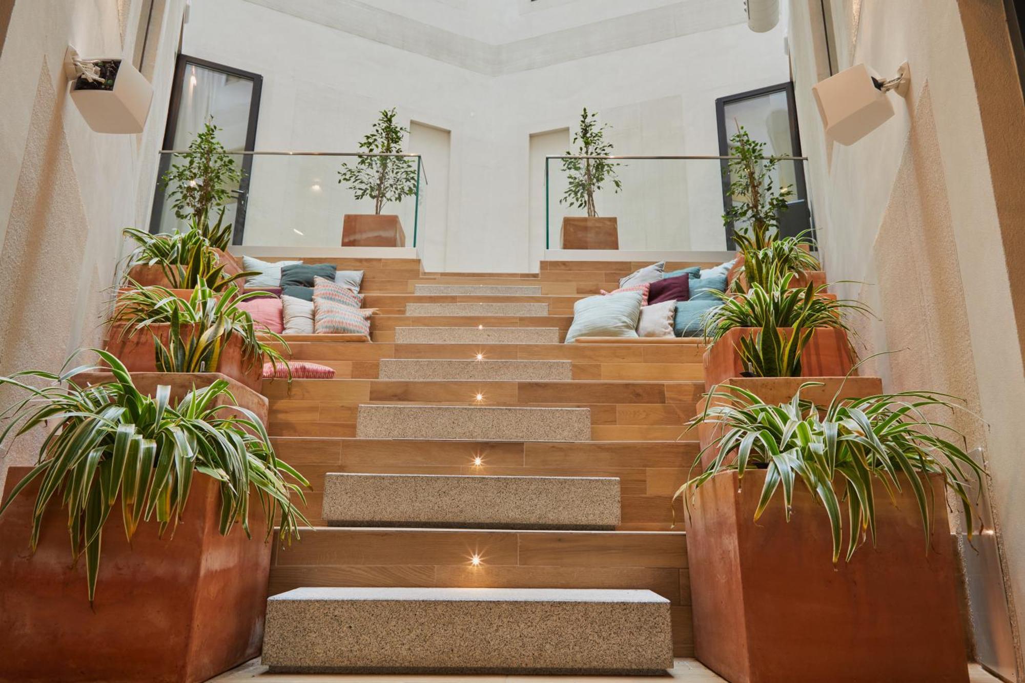 Latroupe Prado Hostel Madrid Kültér fotó