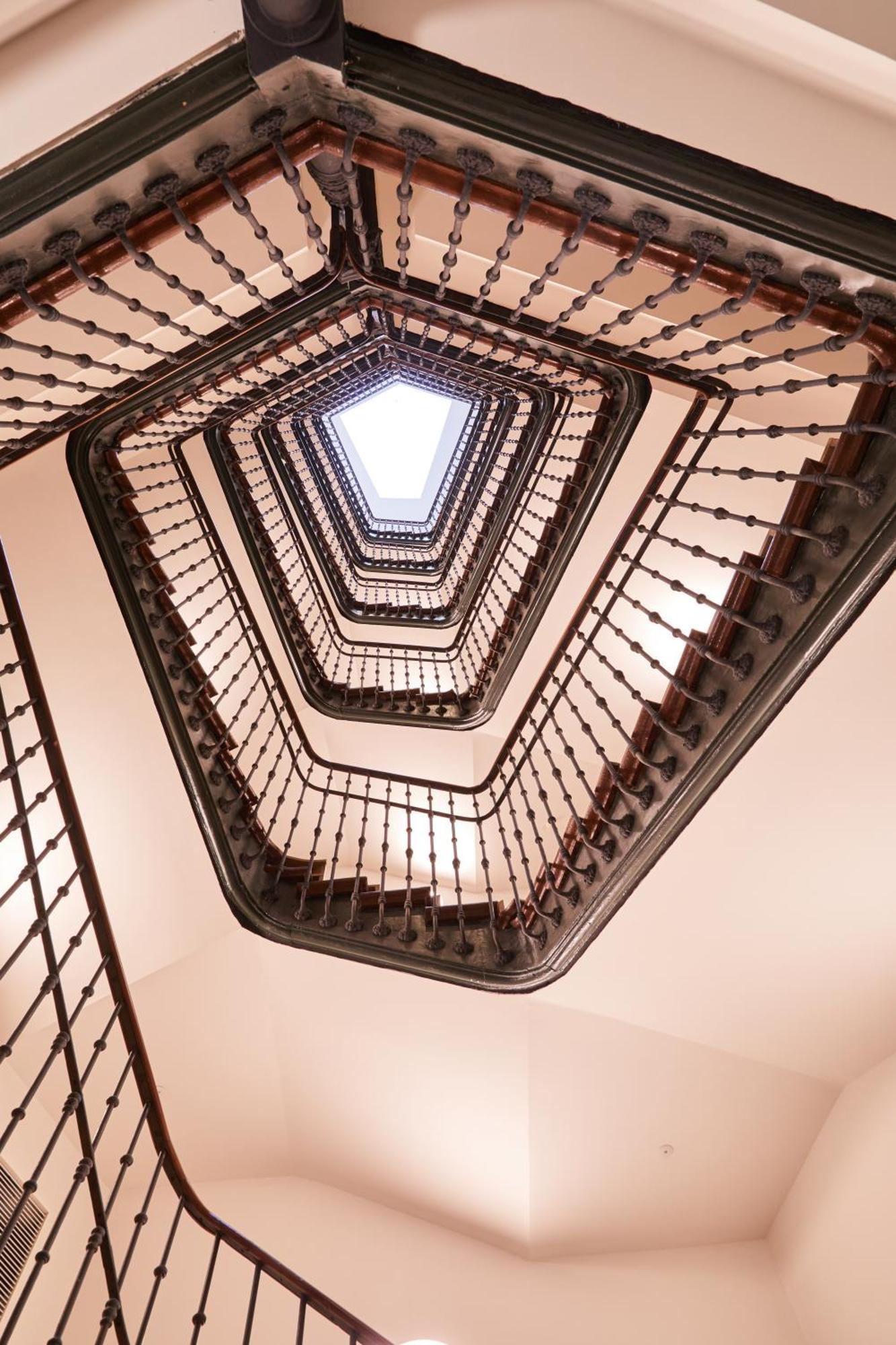 Latroupe Prado Hostel Madrid Kültér fotó